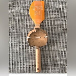 Rae Dunn Spatula